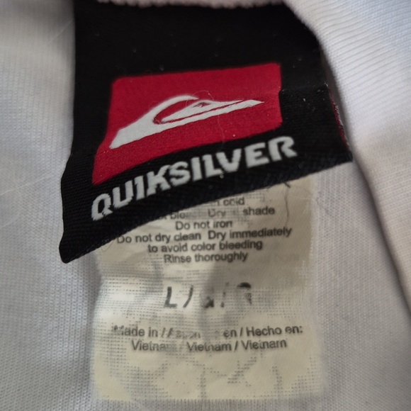 Quiksilver Rash Guard - Picture 6 of 6